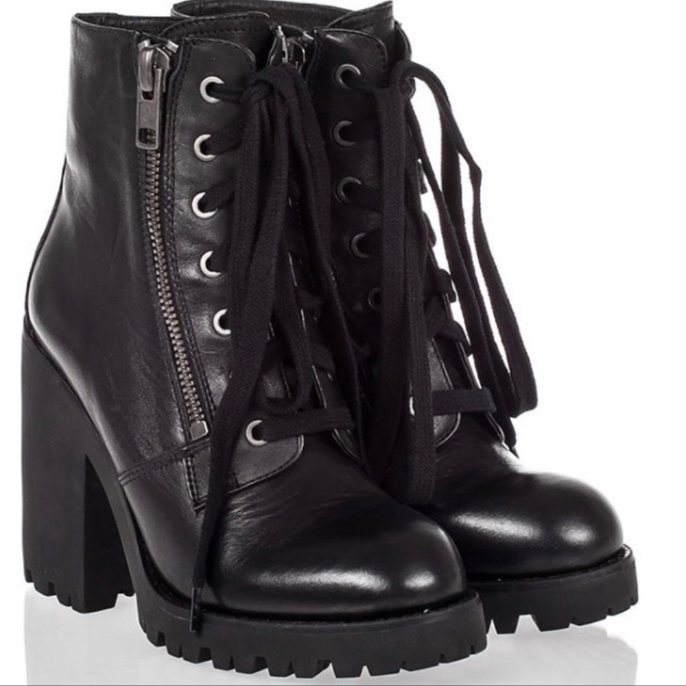 Ash poker boot size 9